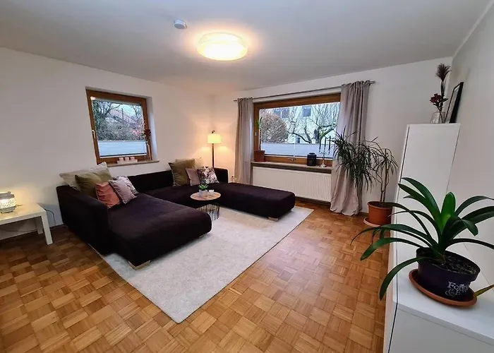 Апартаменты Seenahe Gartenwohnung In Schondorf Шондорф-ам-Аммерзе