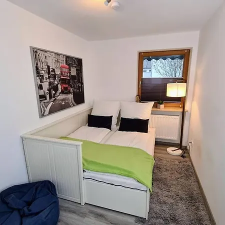 Seenahe Gartenwohnung In Schondorf 숀도르프 암 아메르제